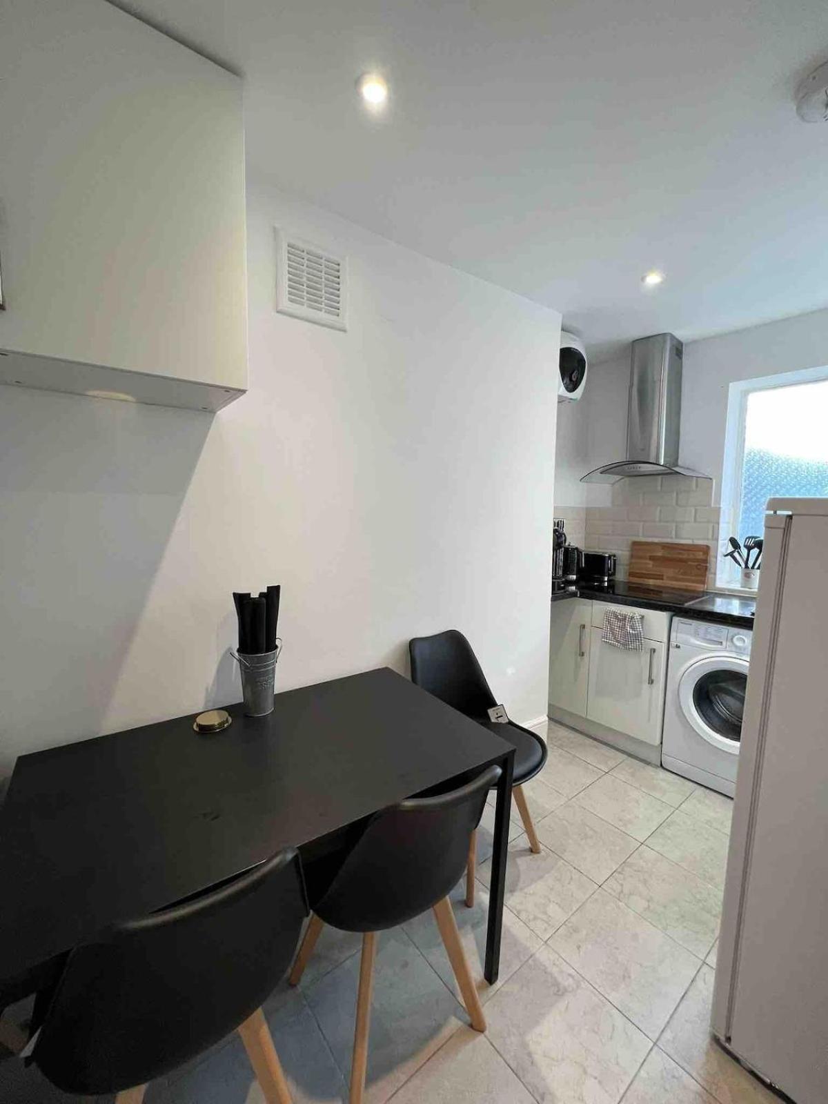Appartement Spacious 2 Bed Flat On Iconic Old Compton Street Soho Londres