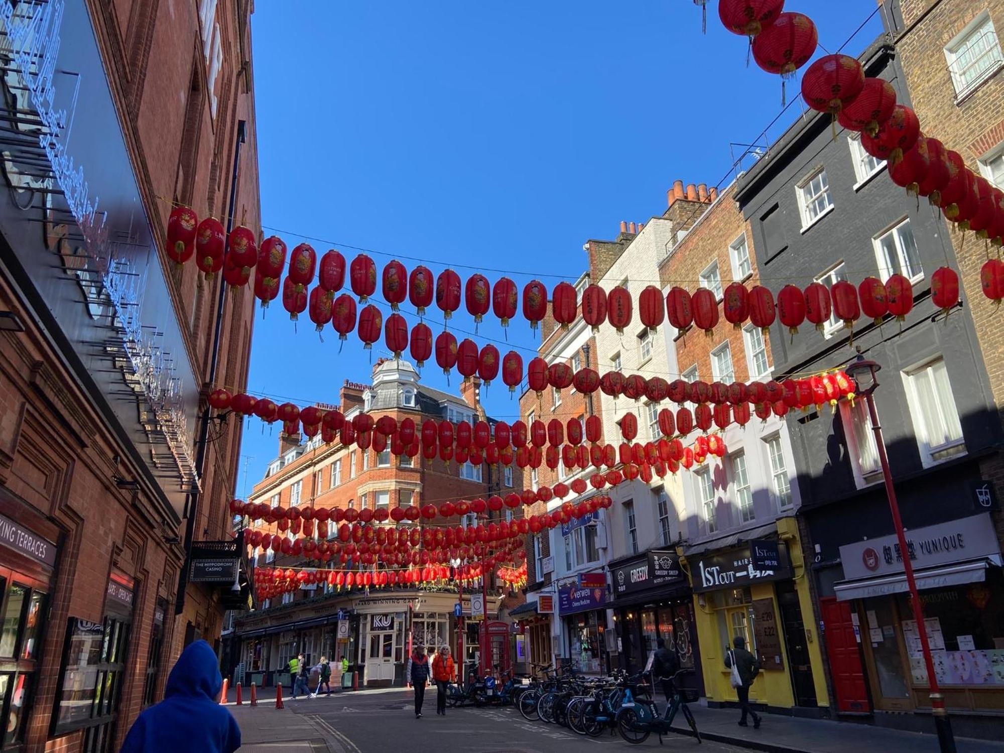 Spacious 2 Bed Flat On Iconic Old Compton Street Soho Appartement *